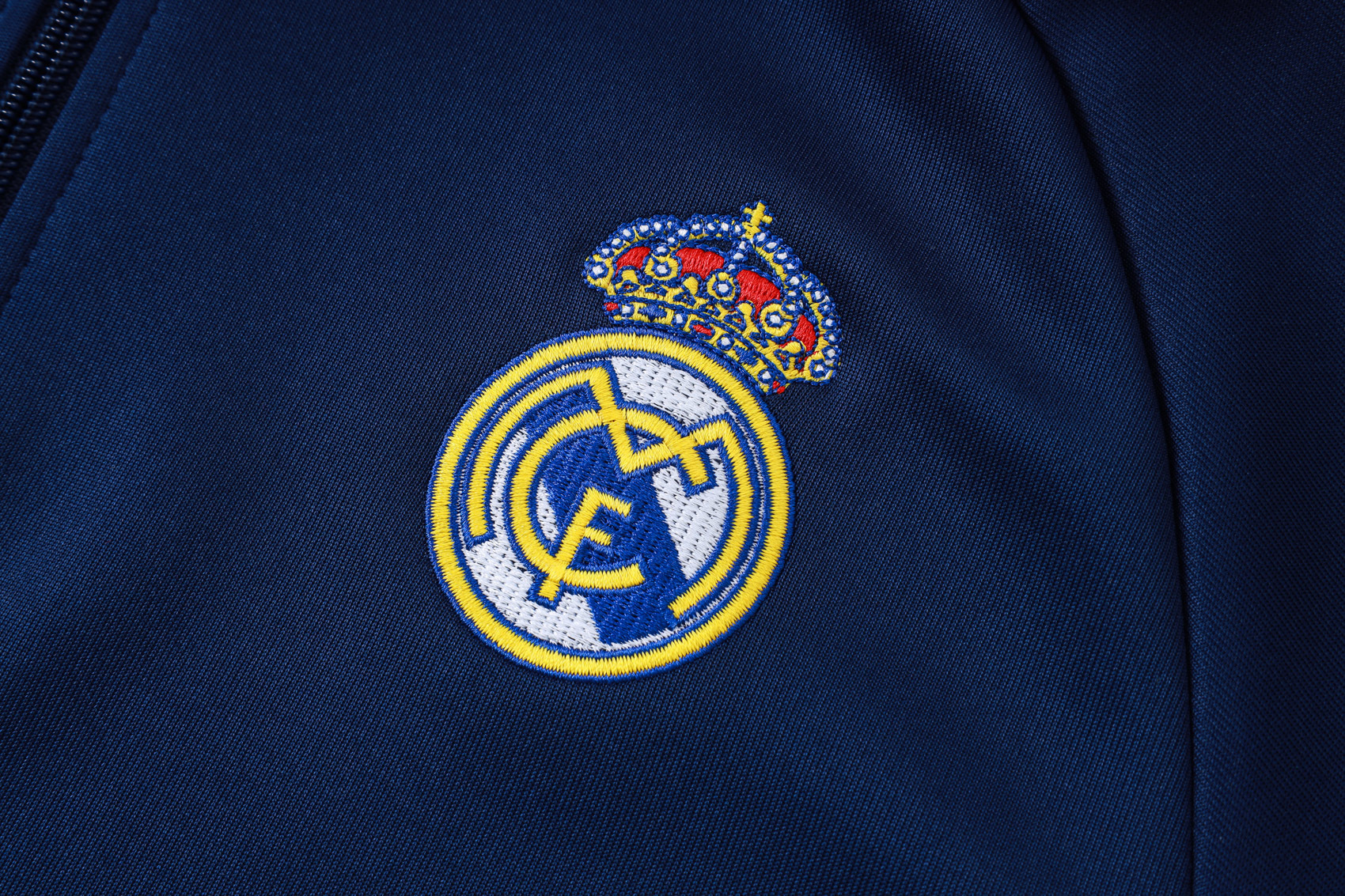 Real Madrid chandal 2026 miniatura 3
