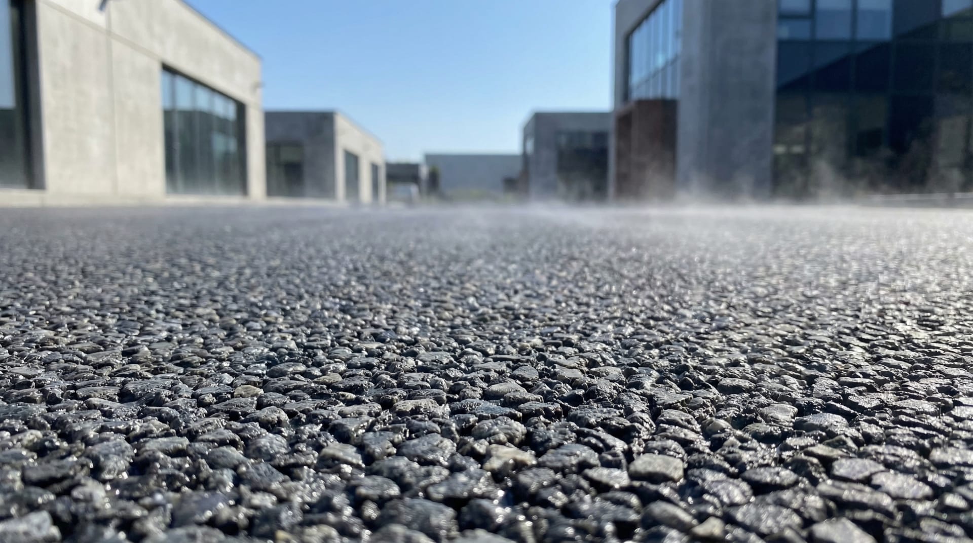 Close up of a resin bound driveway showing the surface texture that acts as a solar collector