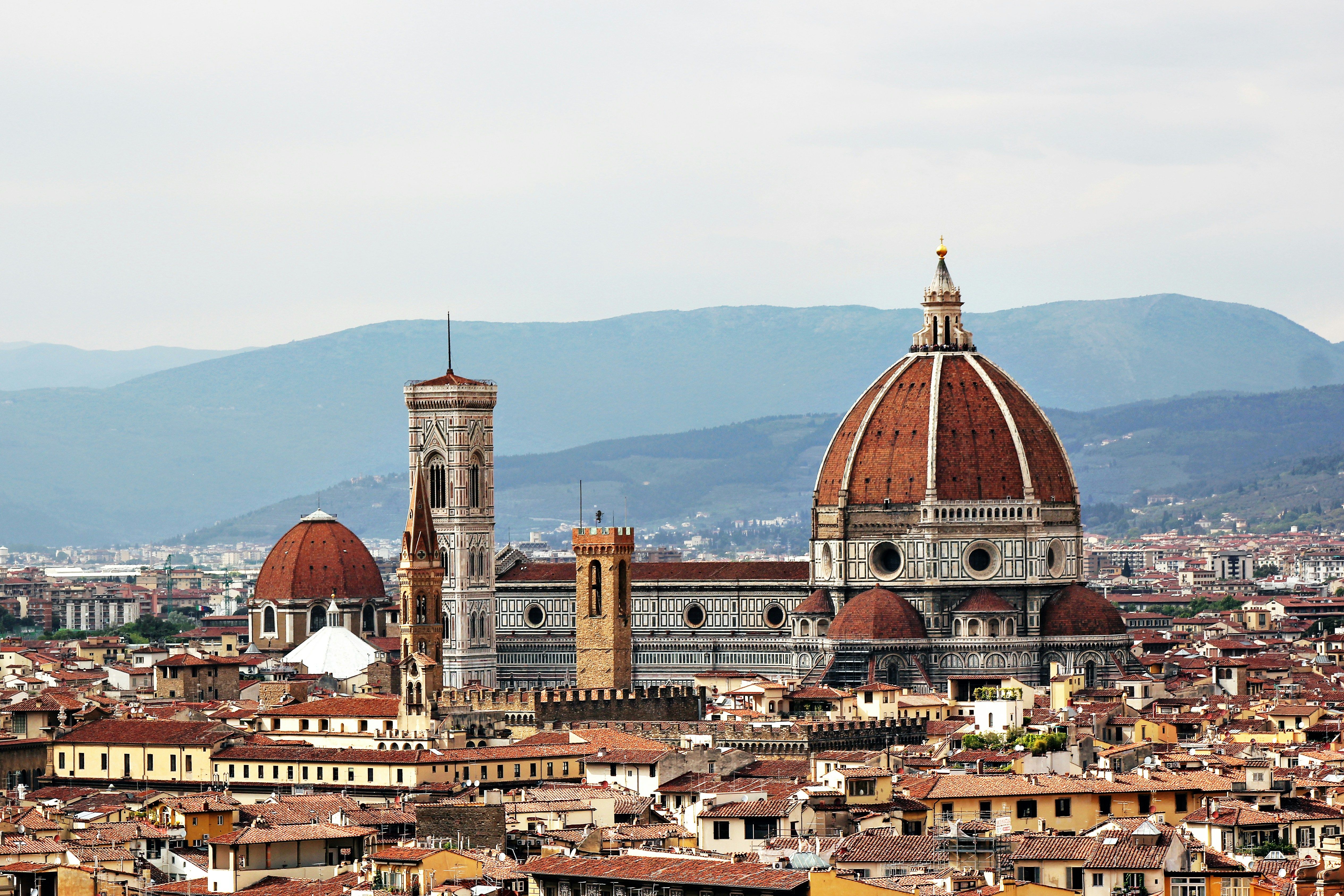 DÍA 11 FLORENCIA • ROMA (lunes) 275 km