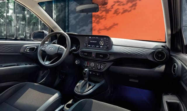 Auto compacto: Premium y espacioso