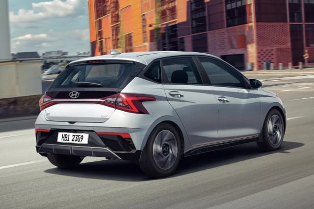 Asistente arranque en pendientes (HAC)