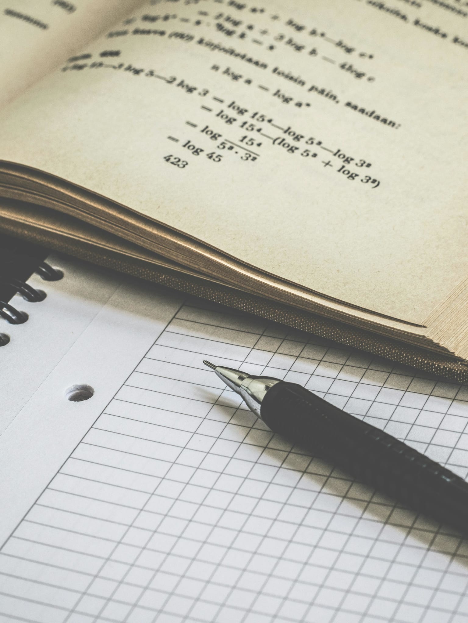 Fermat's Enigma: The Epic Quest to Solve the World's Greatest Mathematical Problem