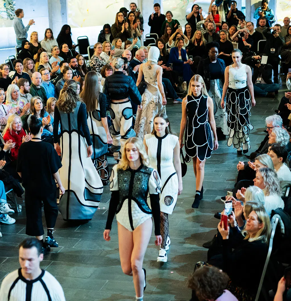Gallery 0