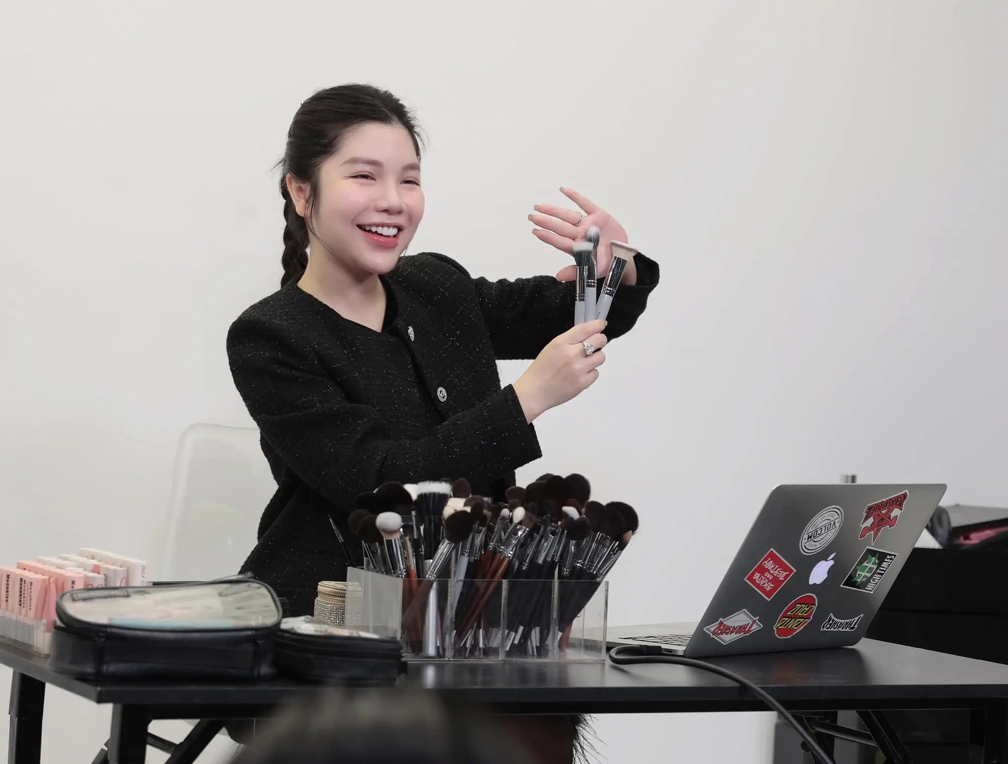 dich vu makeup ca nhan chuyen nghiep tai hanh lam makeup 6857db87d5013 6857db88819ee