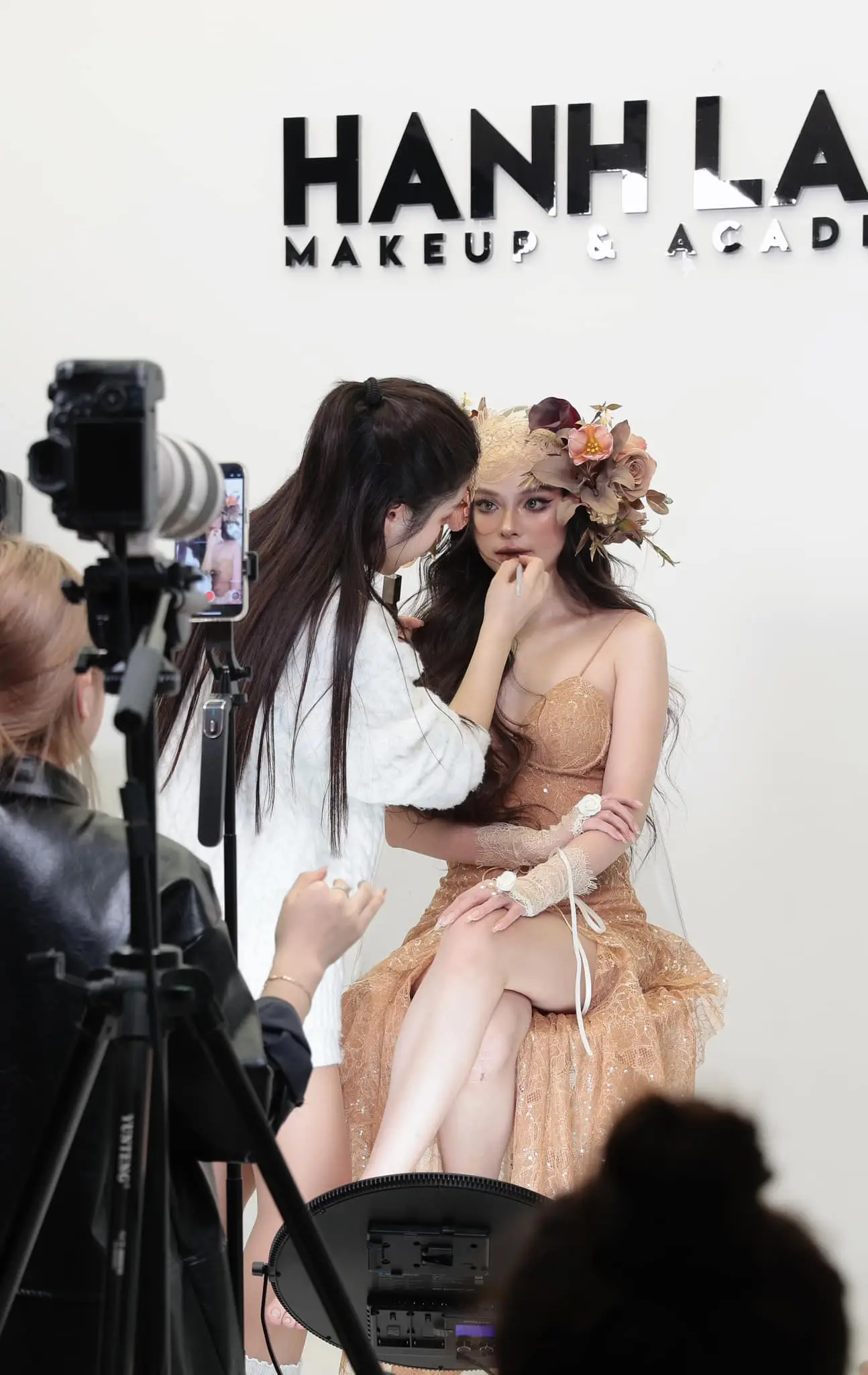 dich vu makeup ca nhan chuyen nghiep tai hanh lam makeup 6857dc08694b3 6857dc08ef369