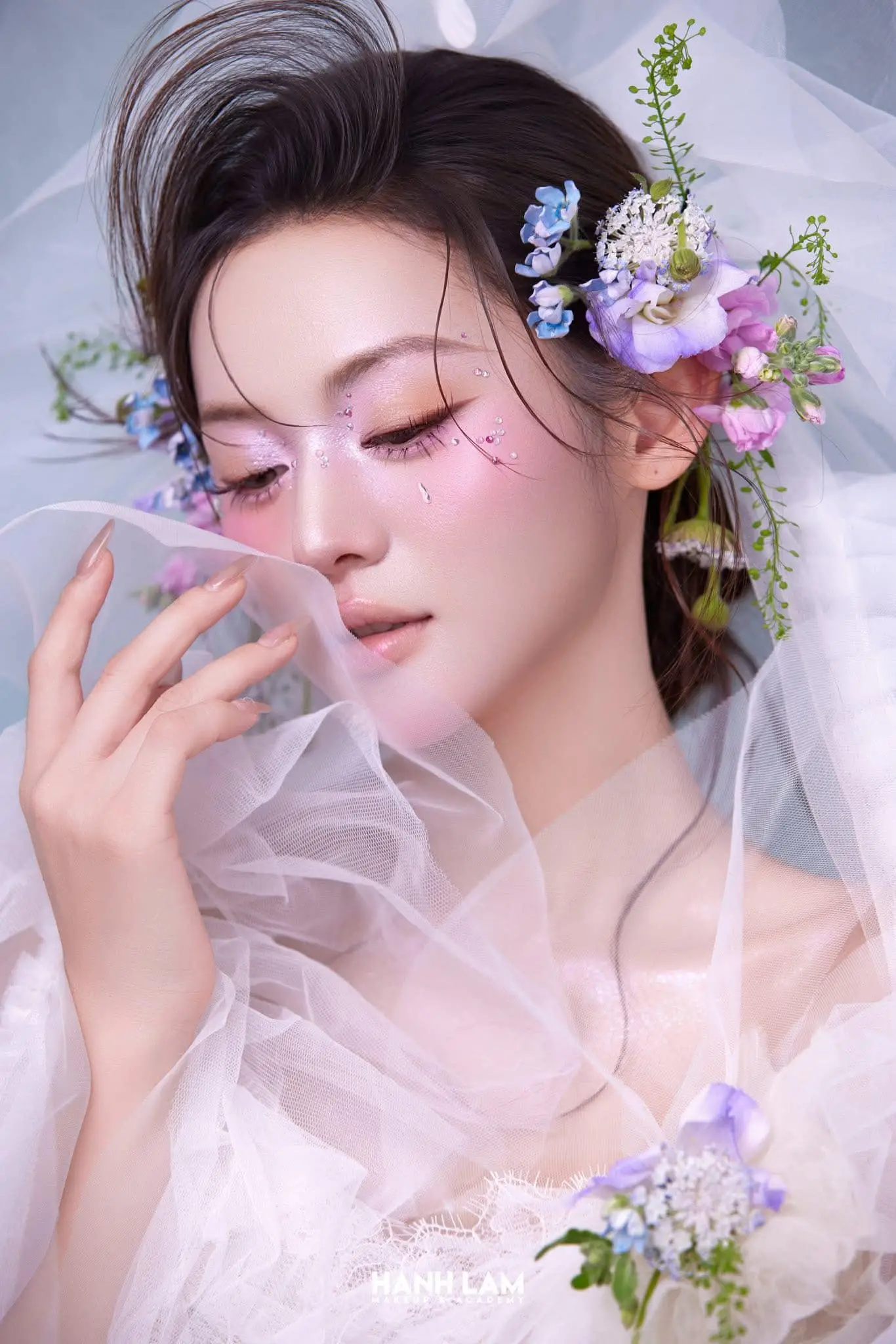 tiet lo cac meo lam dep tu chuyen gia trang diem 68e4a077729f8 68e4a0782f7c7