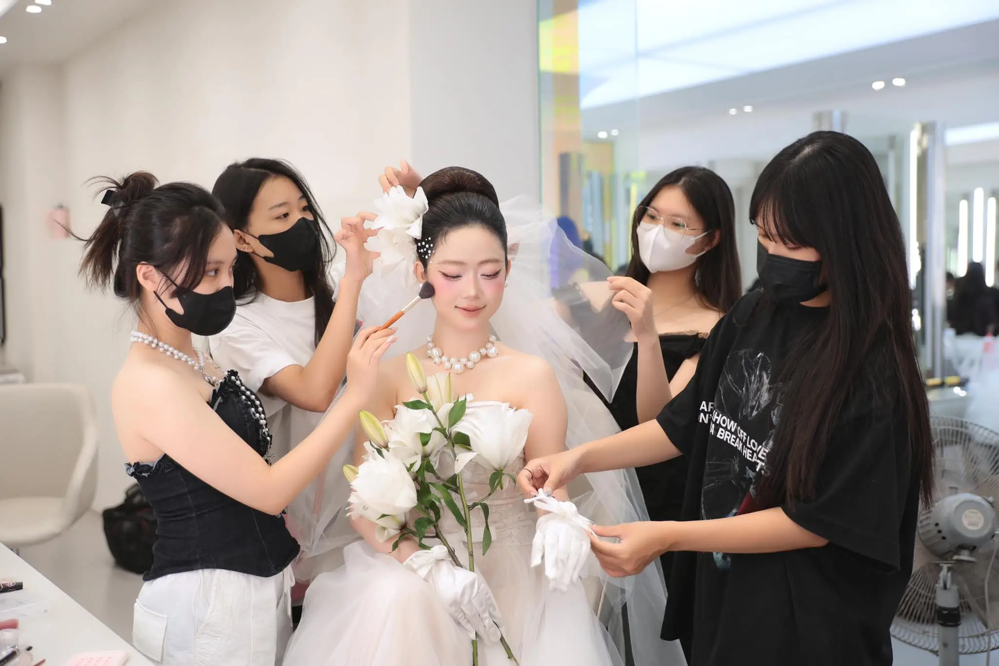 tiet lo cac meo lam dep tu chuyen gia trang diem 68e4a09b84caf 68e4a09c23929