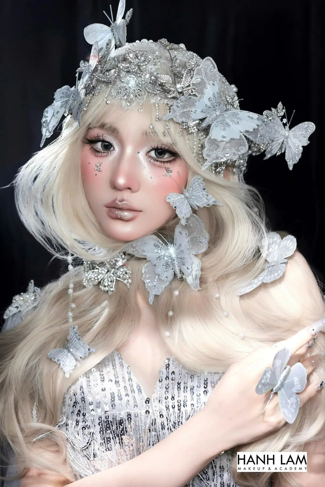 ky thuat danh mat cho makeup dep hoan hao 68e73e30dd294 68e73e31979a4