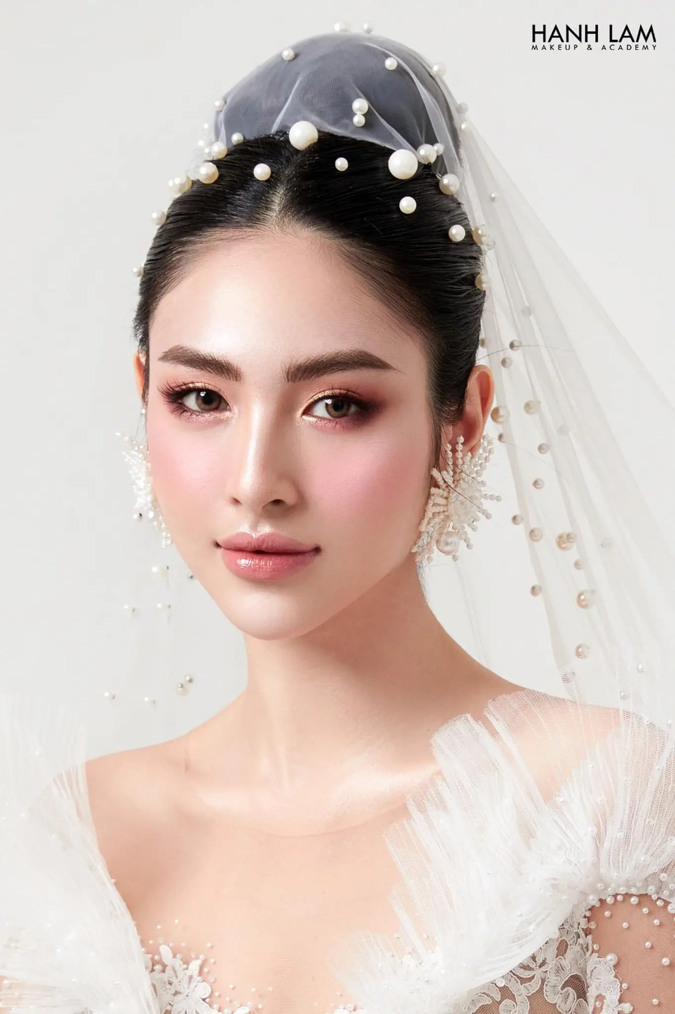 xu huong trang diem co dau moi nhat khong the bo qua 6917313818a72 69173138b9ea4