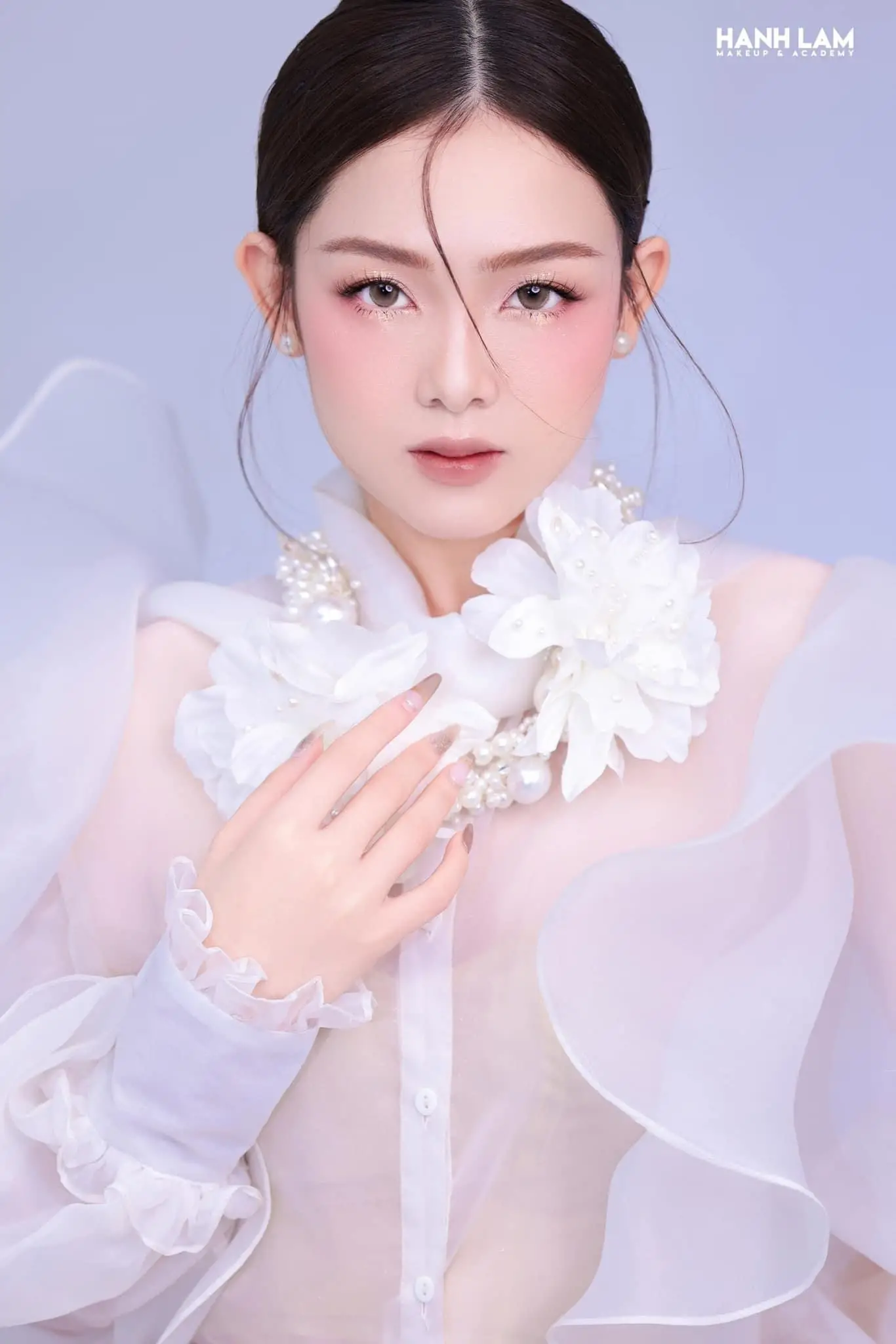 Tìm kiếm các chuyên gia makeup cô dâu Hà Nội đáng tin cậy 4 tim kiem cac chuyen gia makeup co dau ha noi dang tin cay 691736f02790d 691736f0b4c25