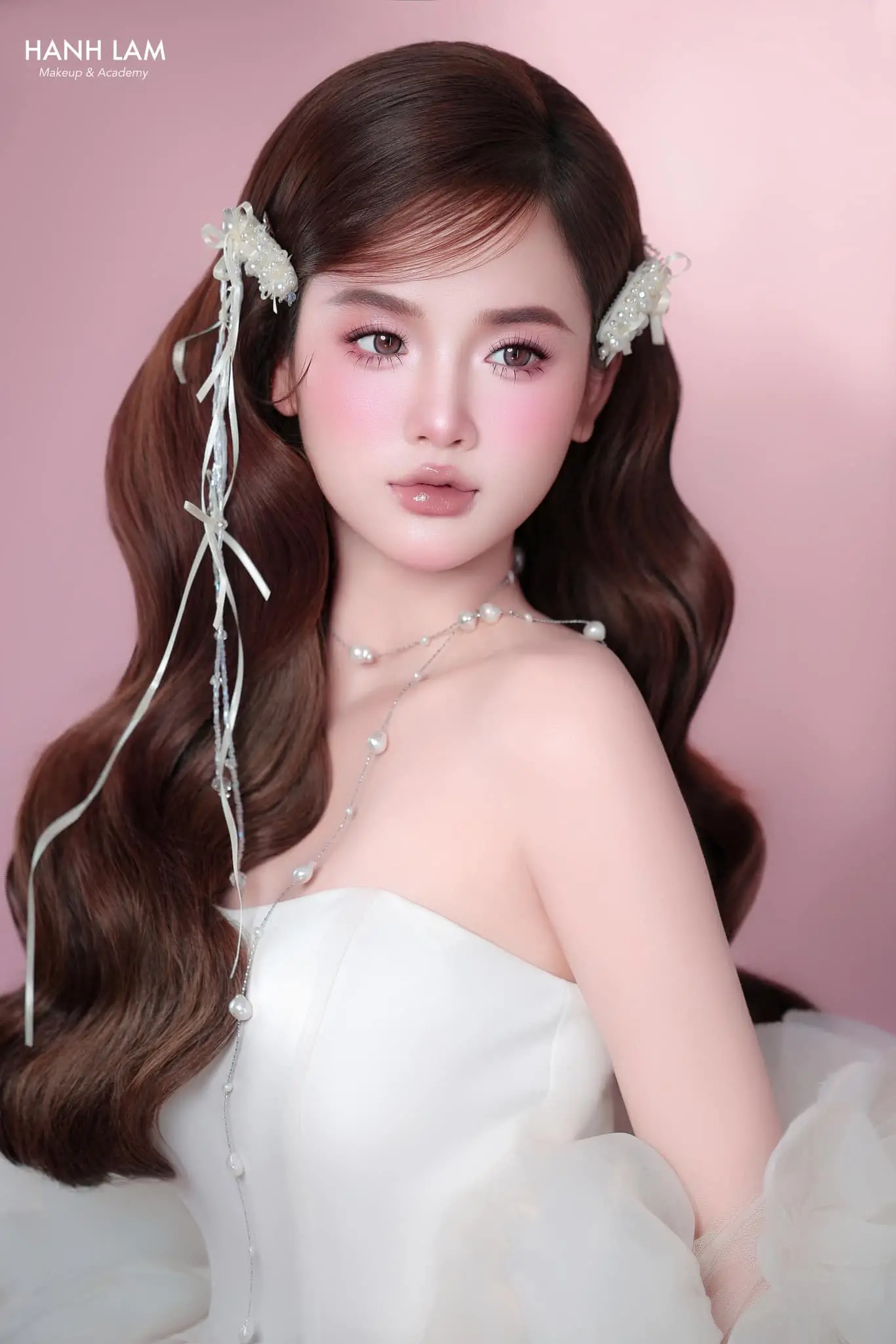 kham pha xu huong makeup co dau 2026 lang man co dien 695f0884c3b98 695f0885590b1