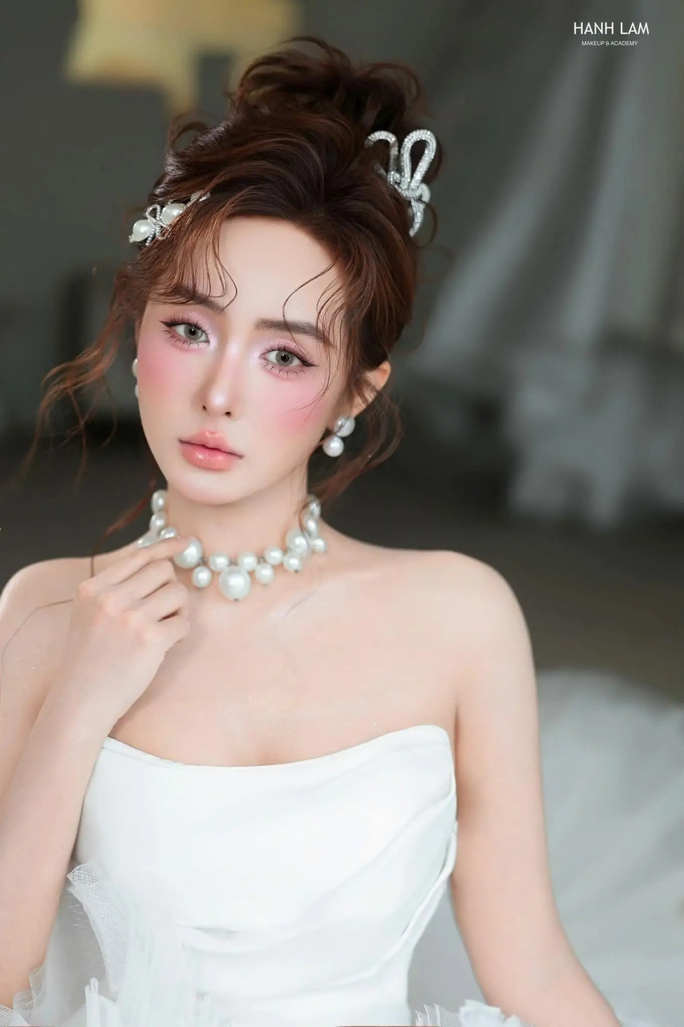 trang diem mat noi bat danh cho makeup co dau 2026 695f09963bd5c 695f0996c385a