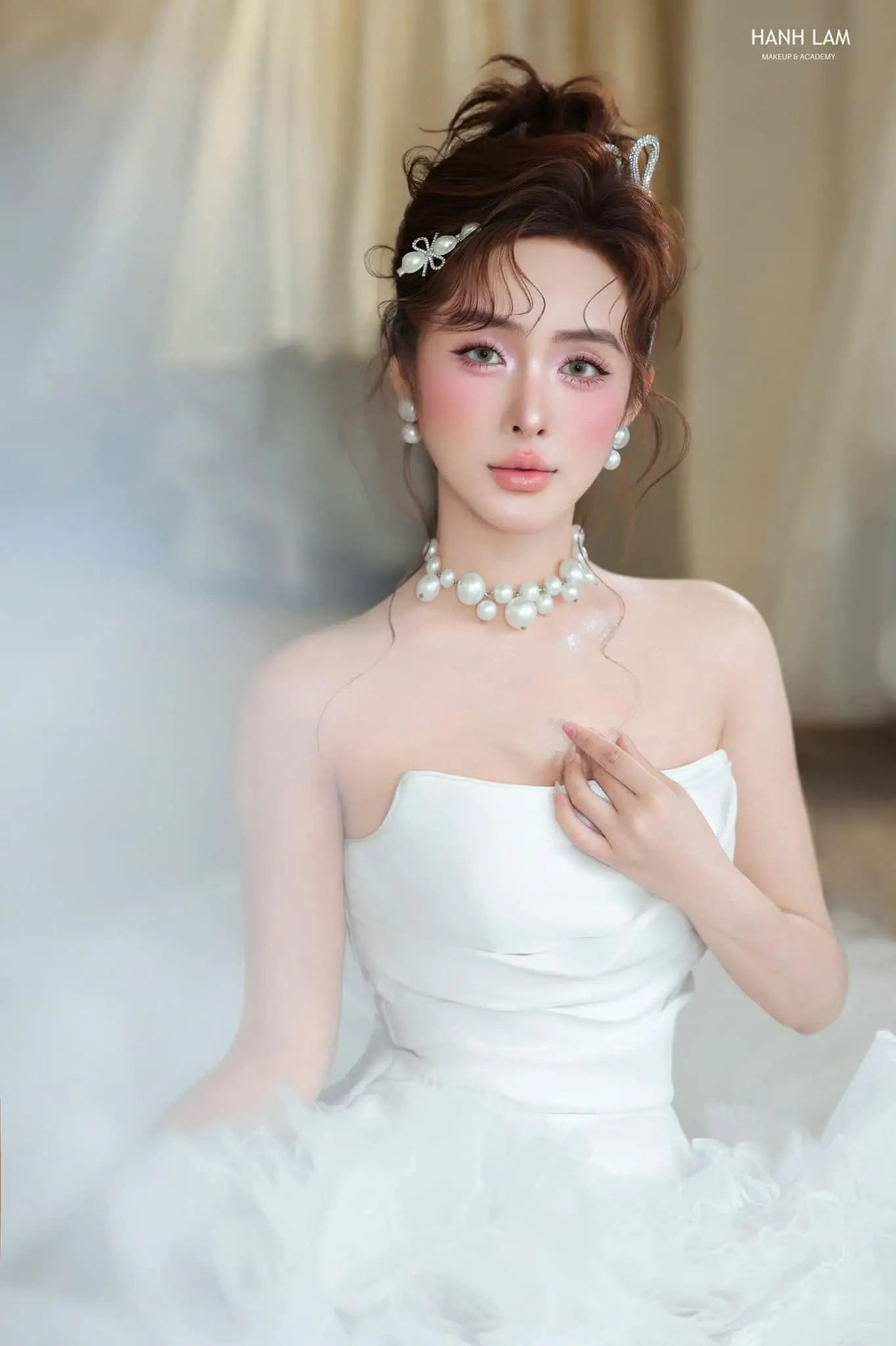 trang diem mat noi bat danh cho makeup co dau 2026 695f09a1edf6d 695f09a27d85a