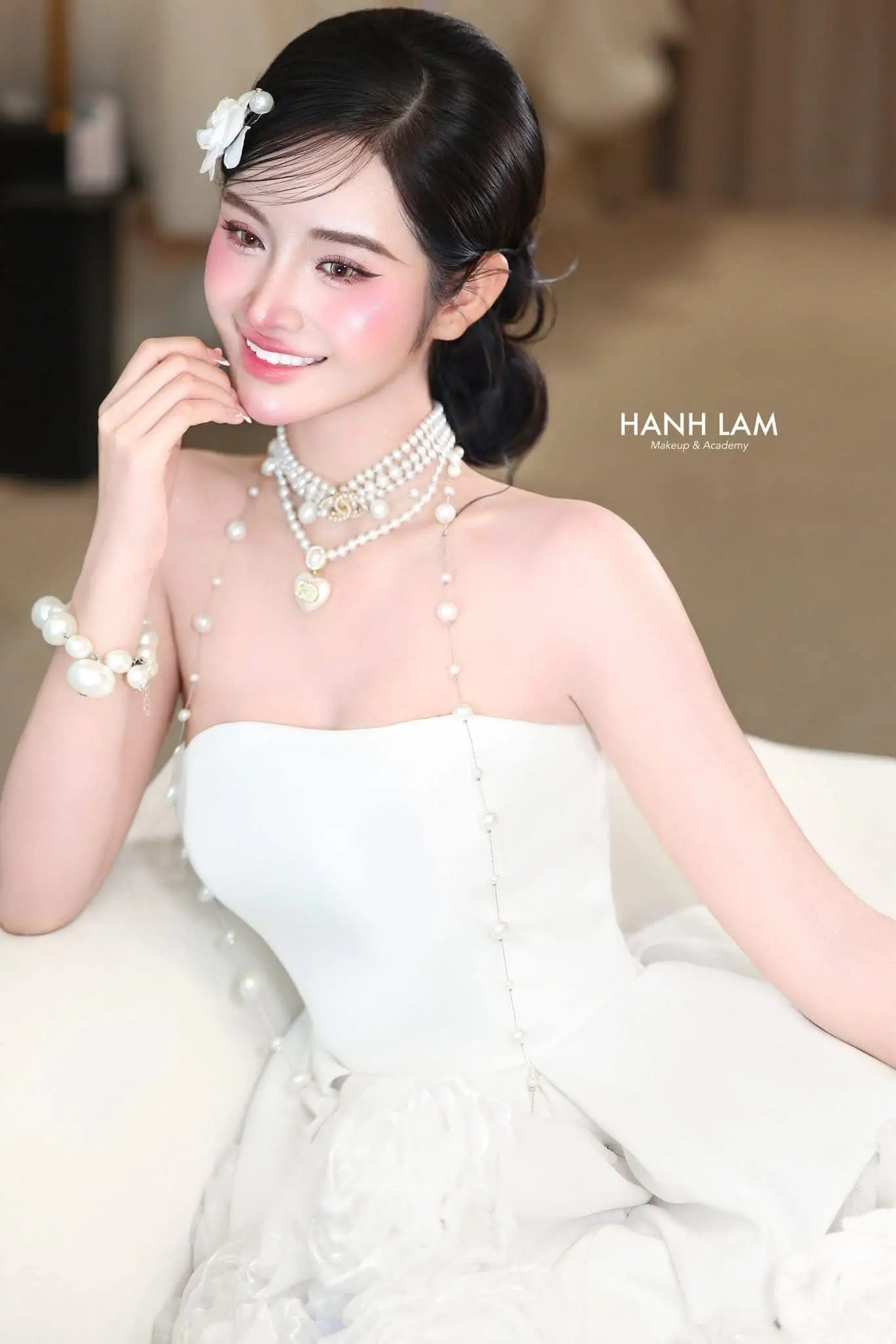toa sang theo xu huong makeup co dau 2026 695f0c74e1b94 695f0c75806d9