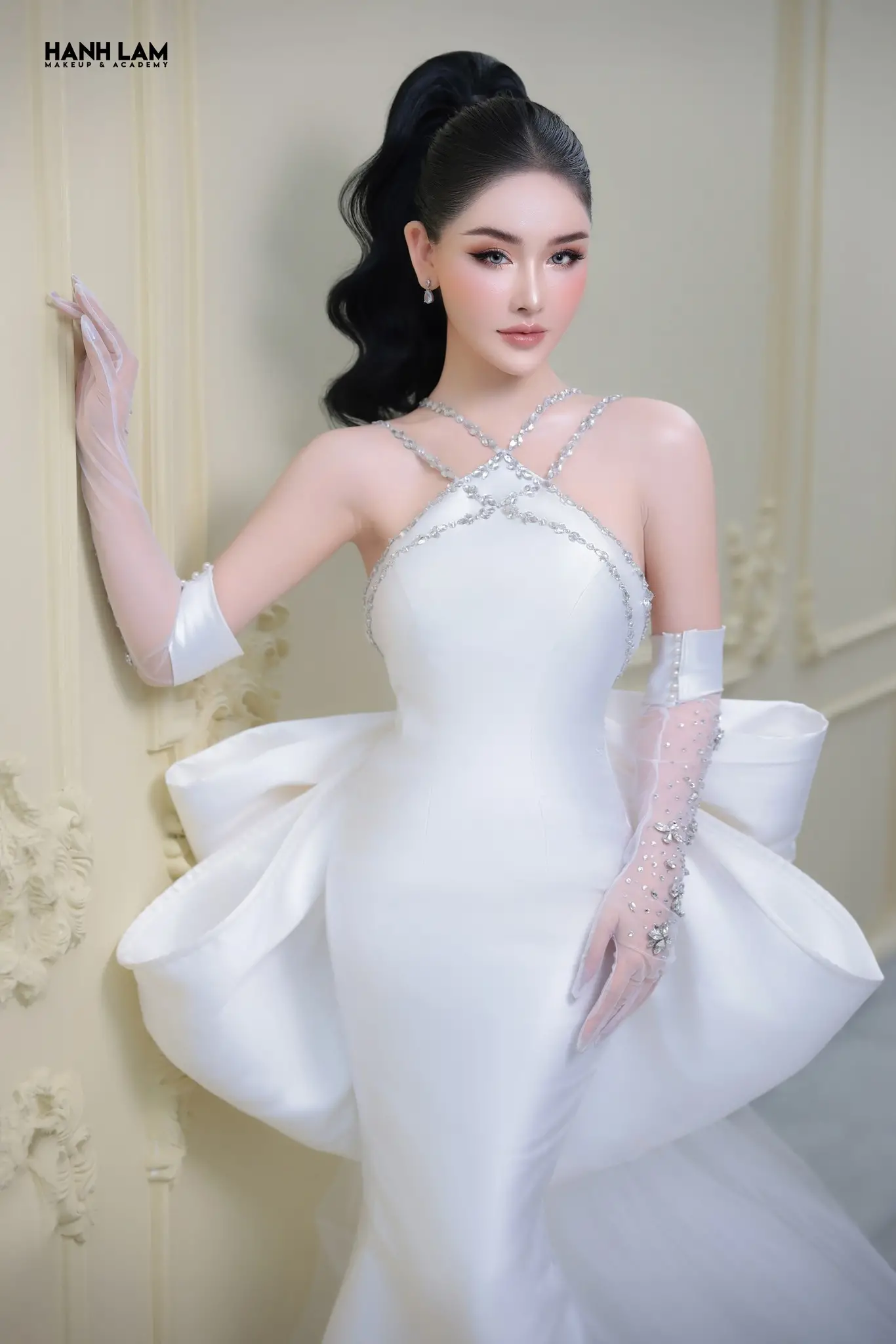 tim hieu ve dich vu makeup co dau chuyen nghiep 695f13d416f91 695f13d4a4ad7