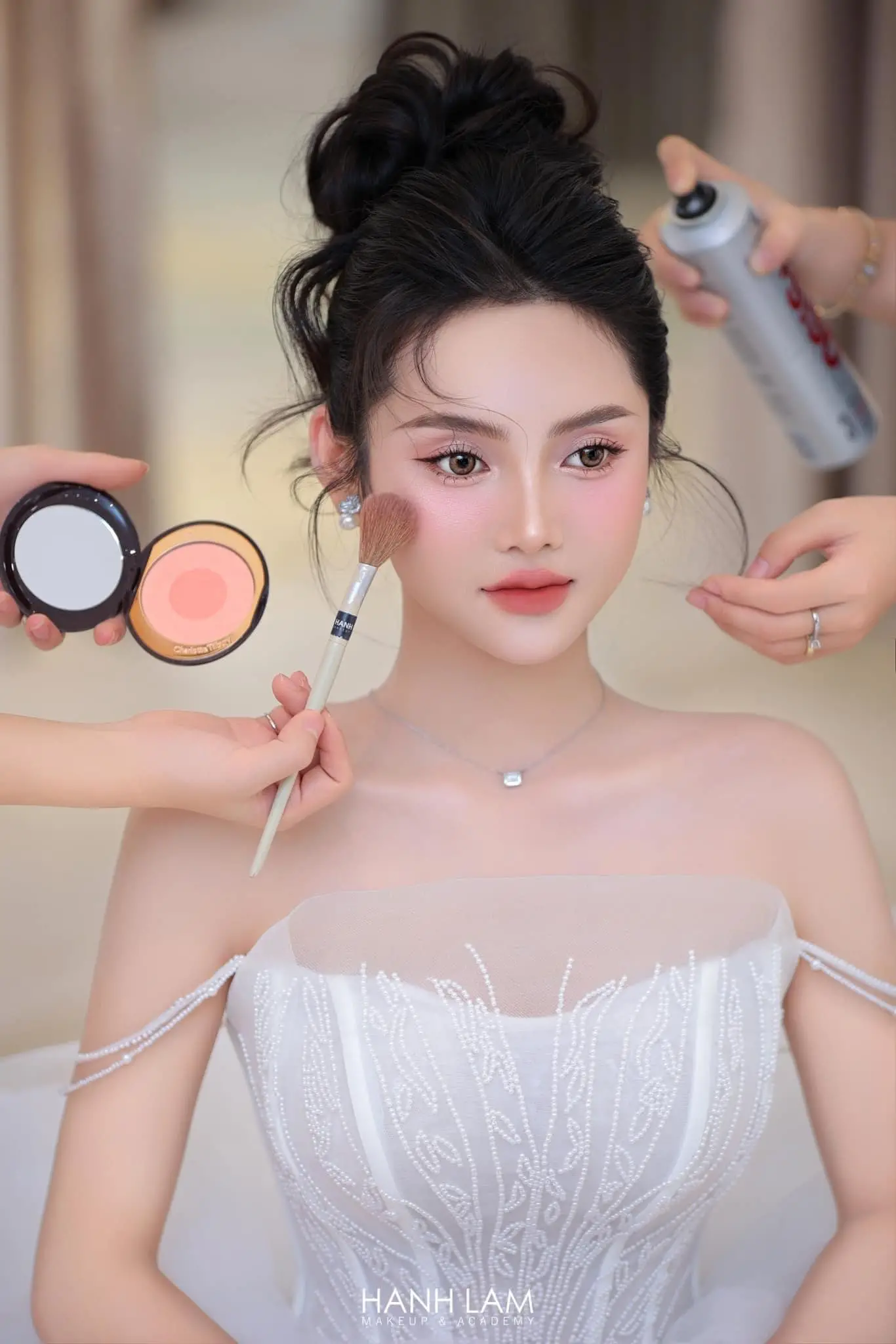 tiet kiem chi phi voi dich vu makeup co dau tron goi 695f1494cca1b 695f14956b800