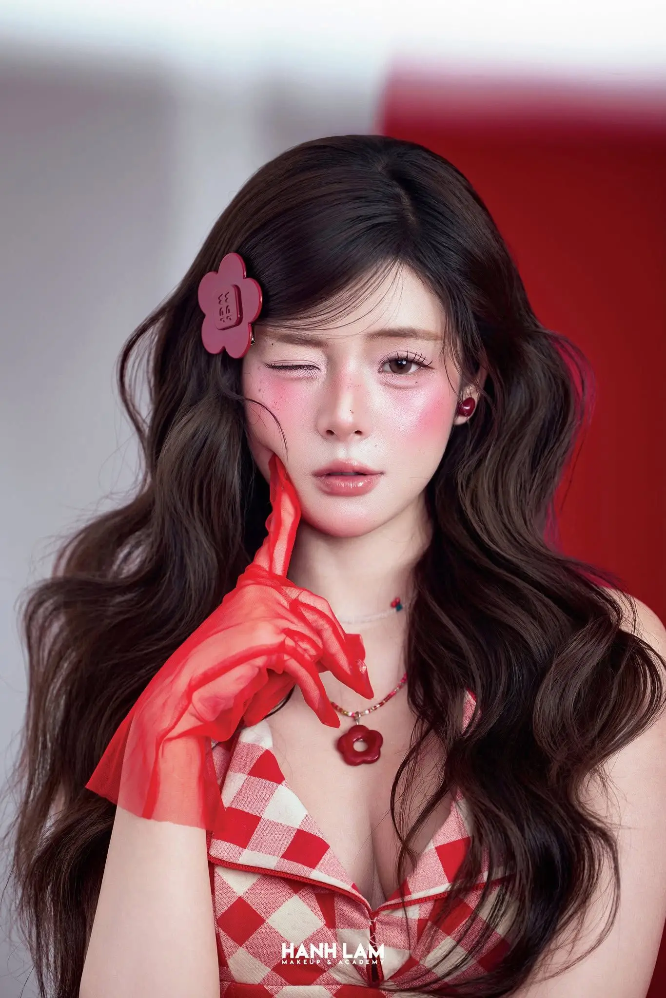 bao quan my pham dung cach khi hoc makeup tai nha 69df563e232b8 69df563ed2040