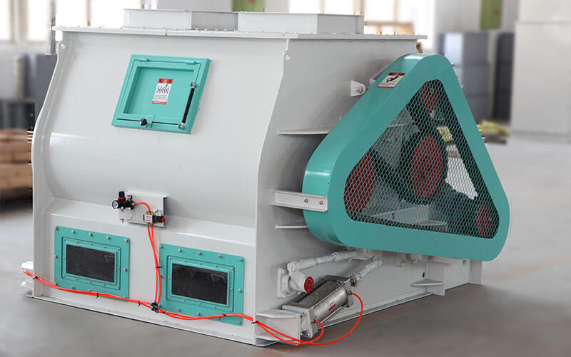 Poultry Feed Mixer