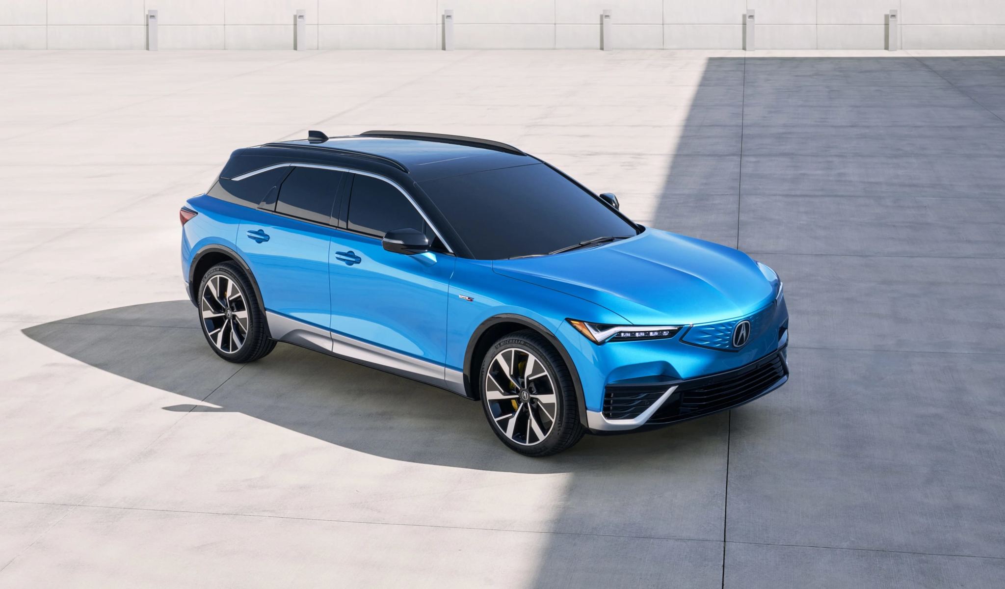 أكورا ZDX A-Spec دفع خلفي