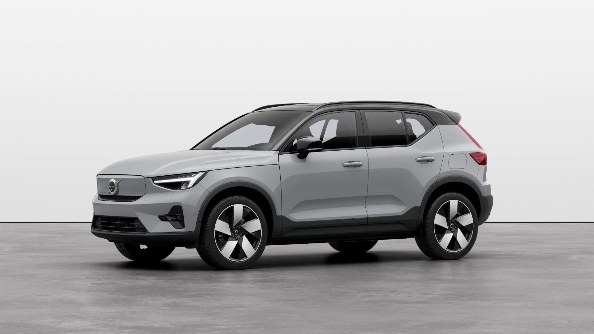 فولفو XC40 Recharge Single Motor