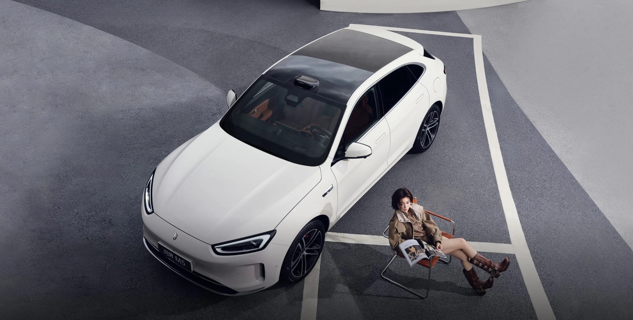 أيتو M5 Ultra الجديدة كهربائية RWD 5 مقاعد (الصين)