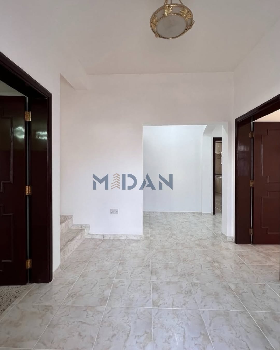 townhouse in Madinat Sultan Qaboos - 3