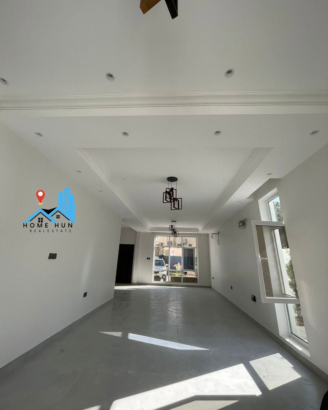 villa in Madinat Sultan Qaboos - 3