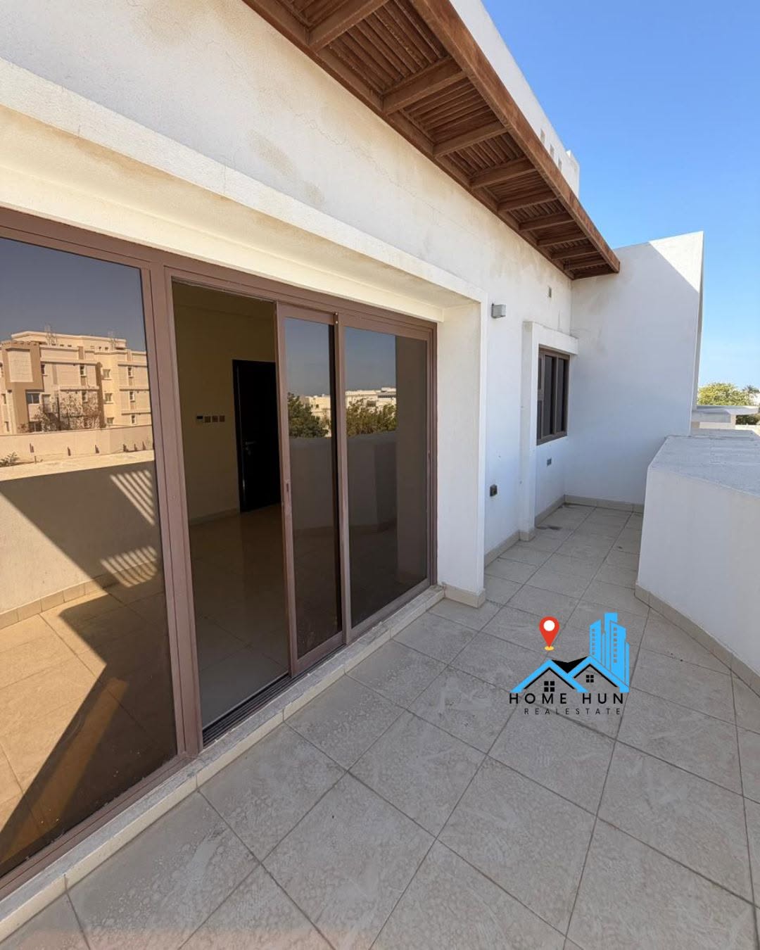 villa in Madinat Sultan Qaboos - 3