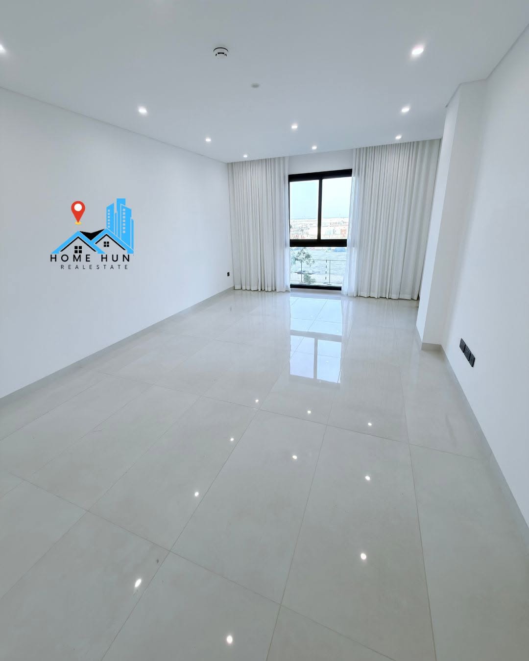 apartment in Al Mouj - 2