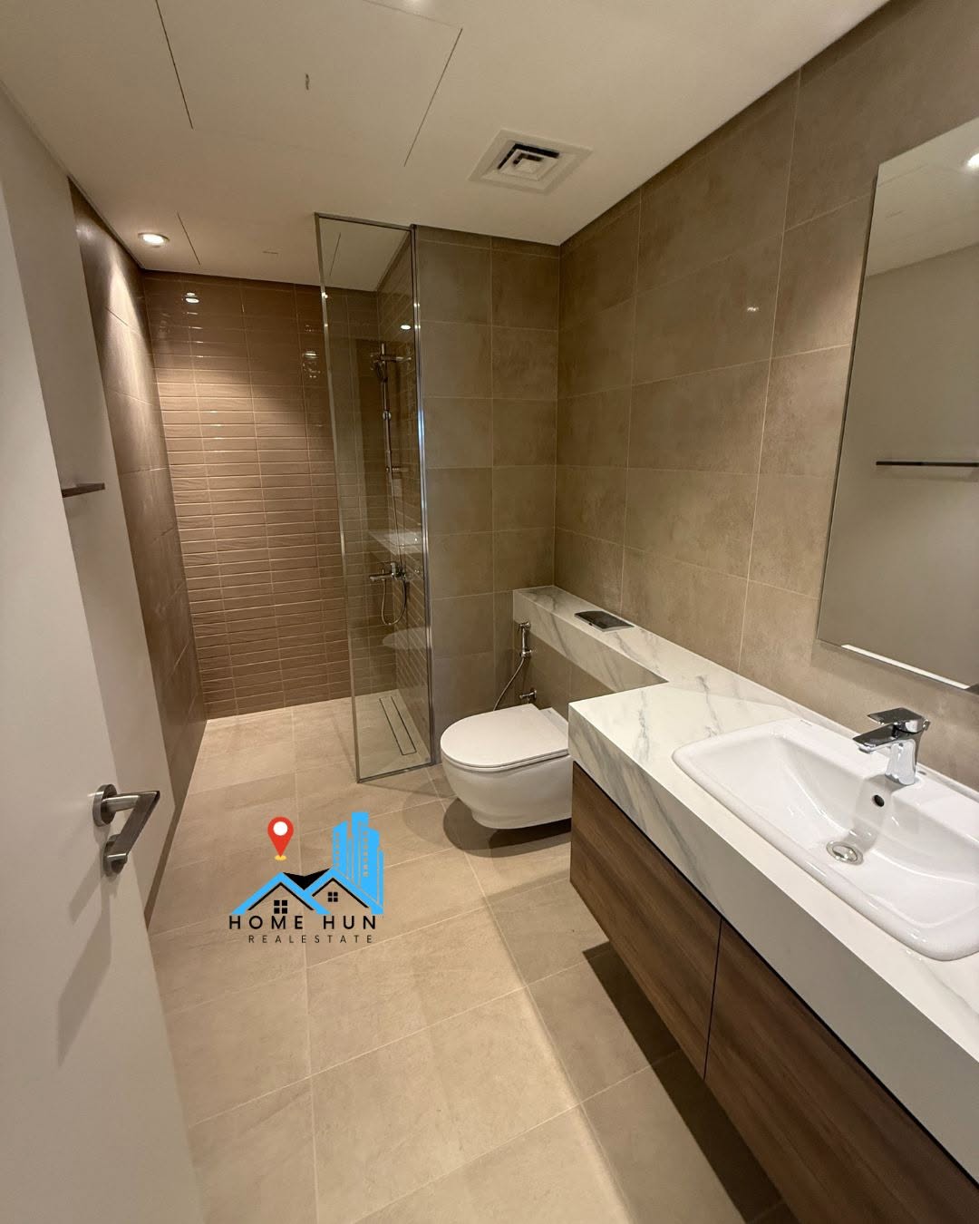 apartment in Al Mouj - 4