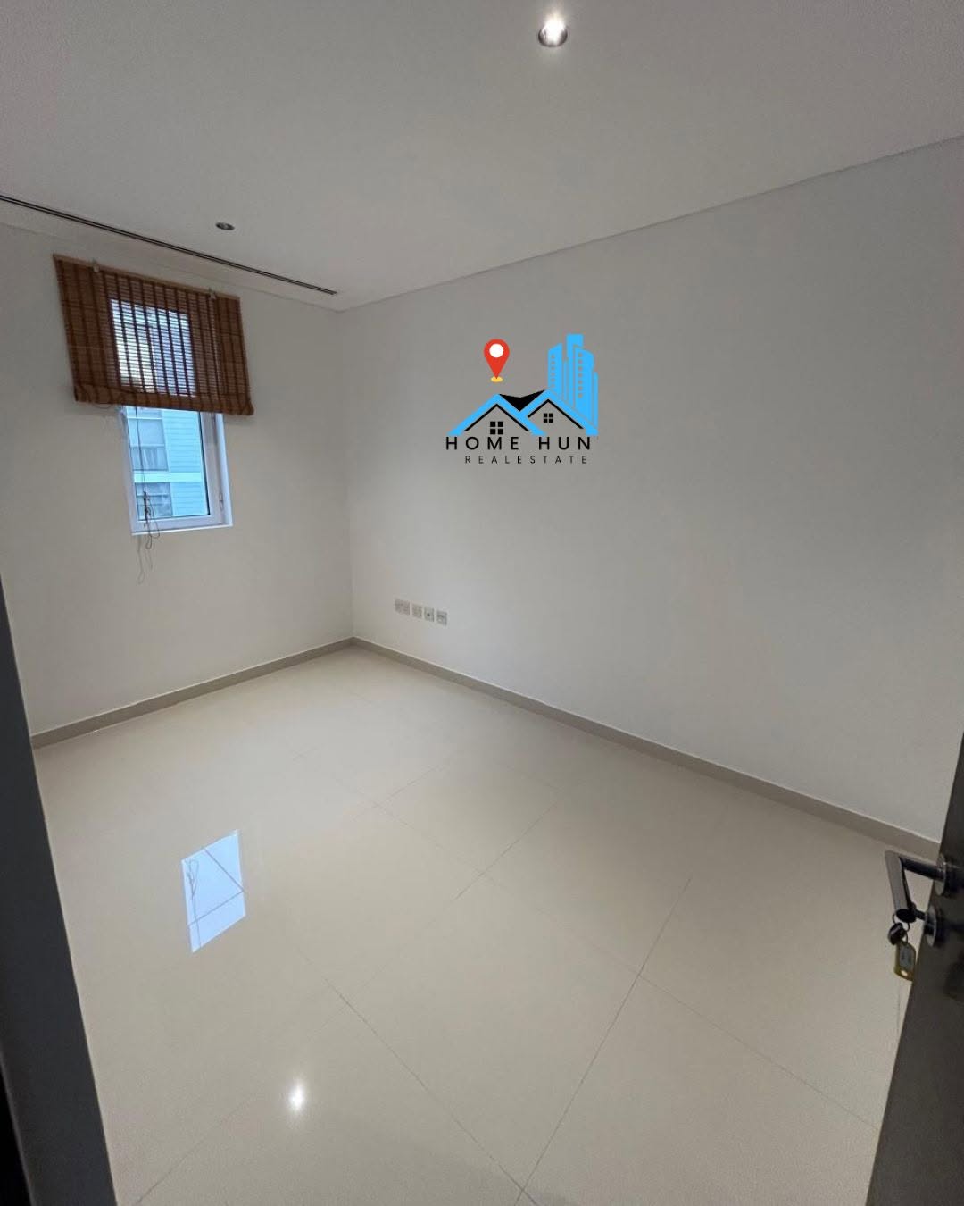 apartment in Al Mouj - 1