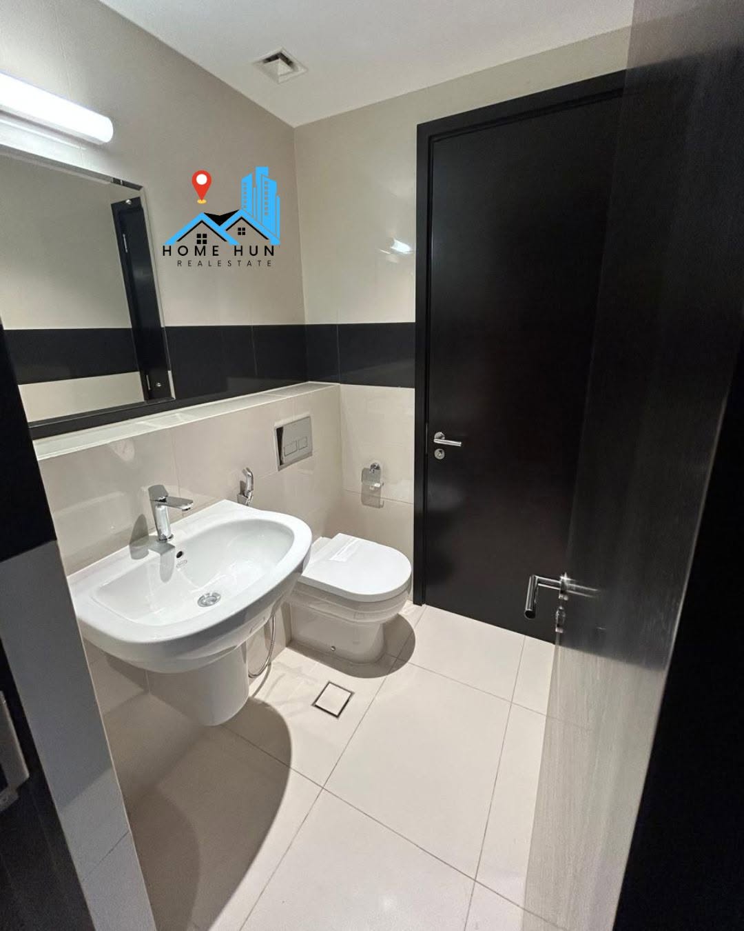 apartment in Al Mouj - 3