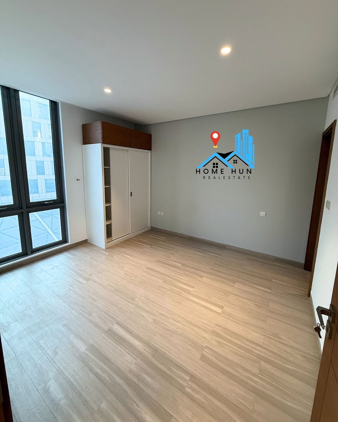 apartment in Ghubra - 2