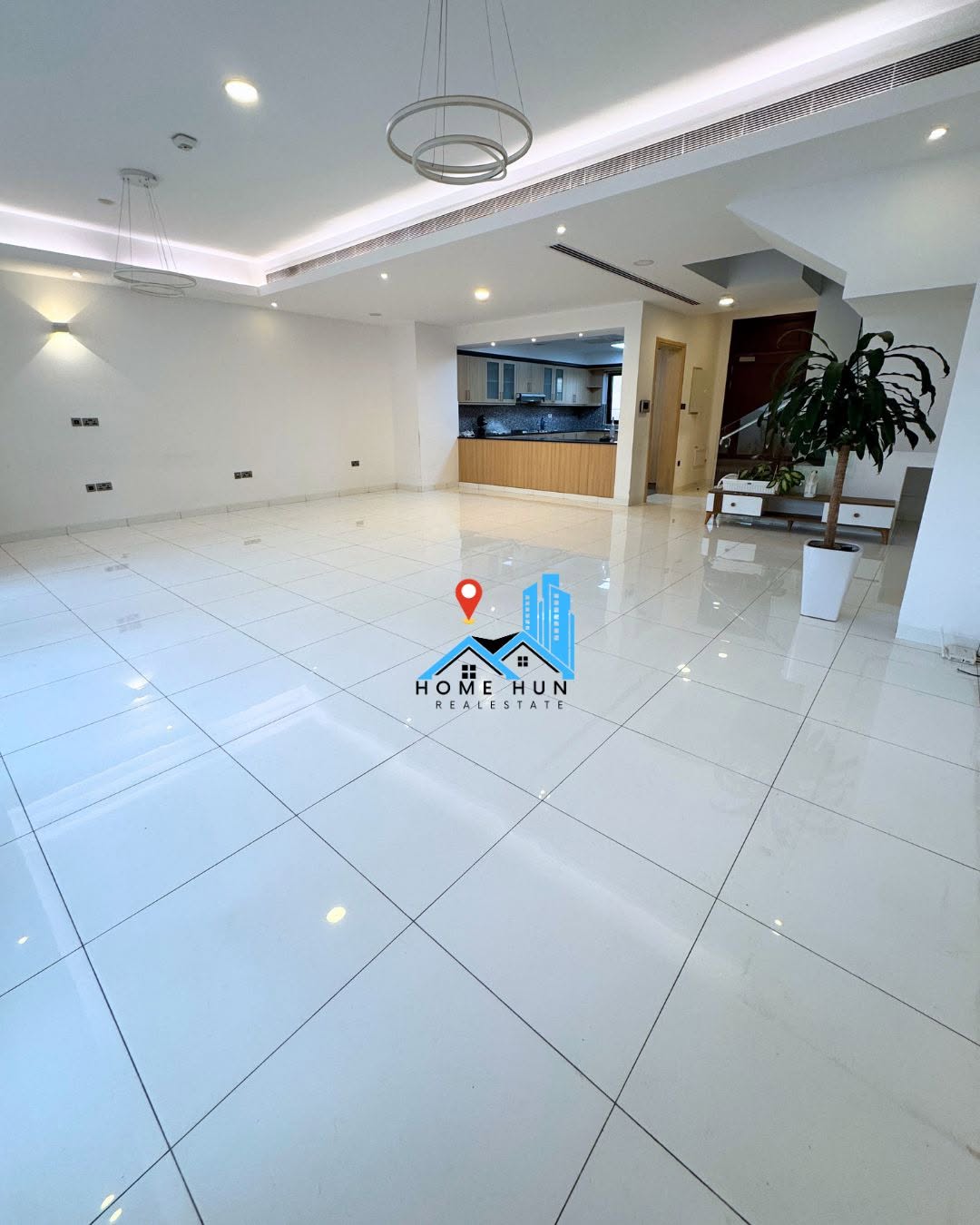 villa in Madinat Sultan Qaboos - 3