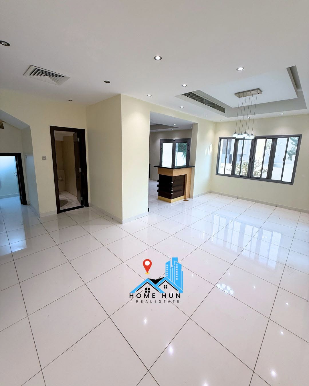 villa in Madinat Sultan Qaboos - 3