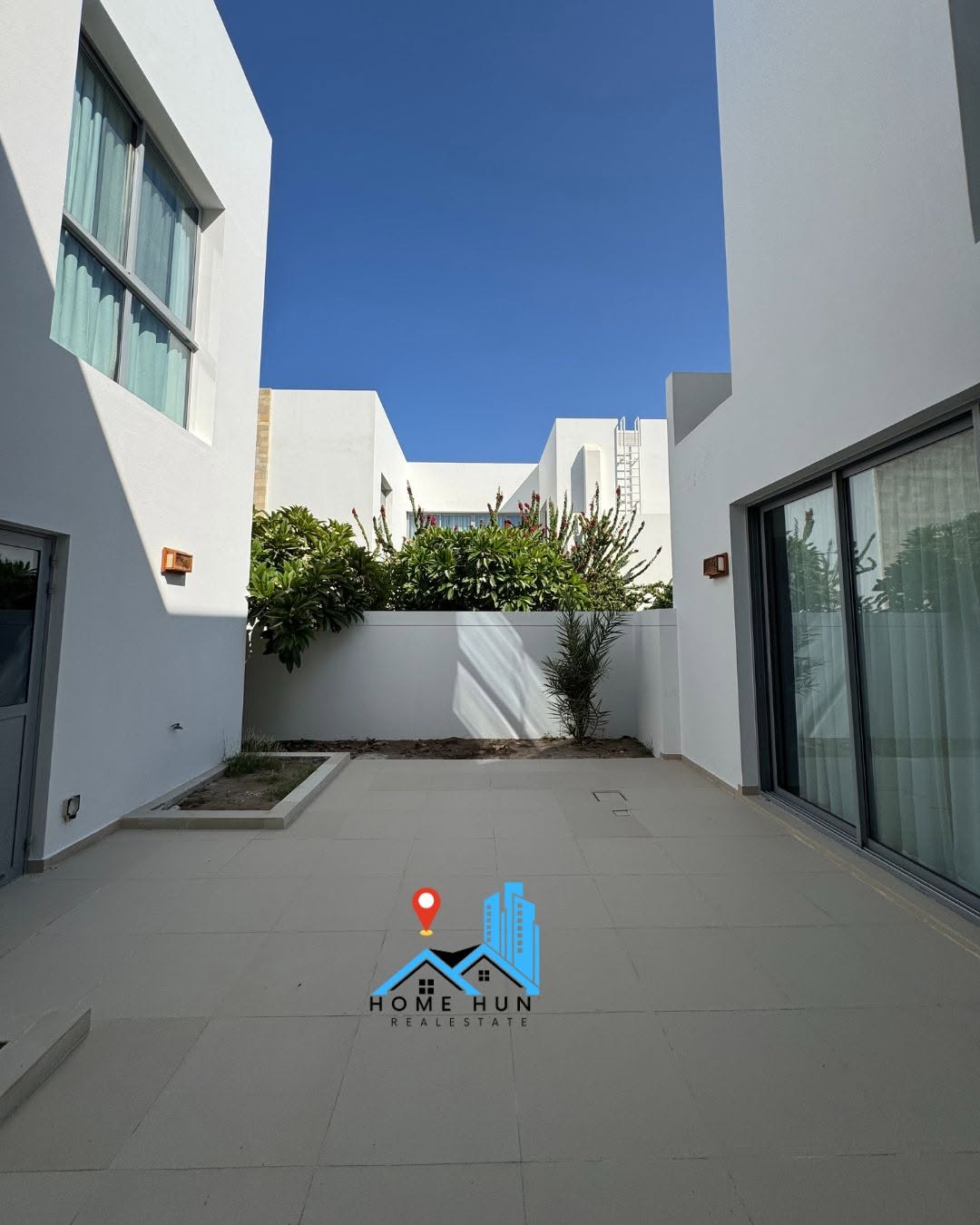 villa in Al Mouj - 1