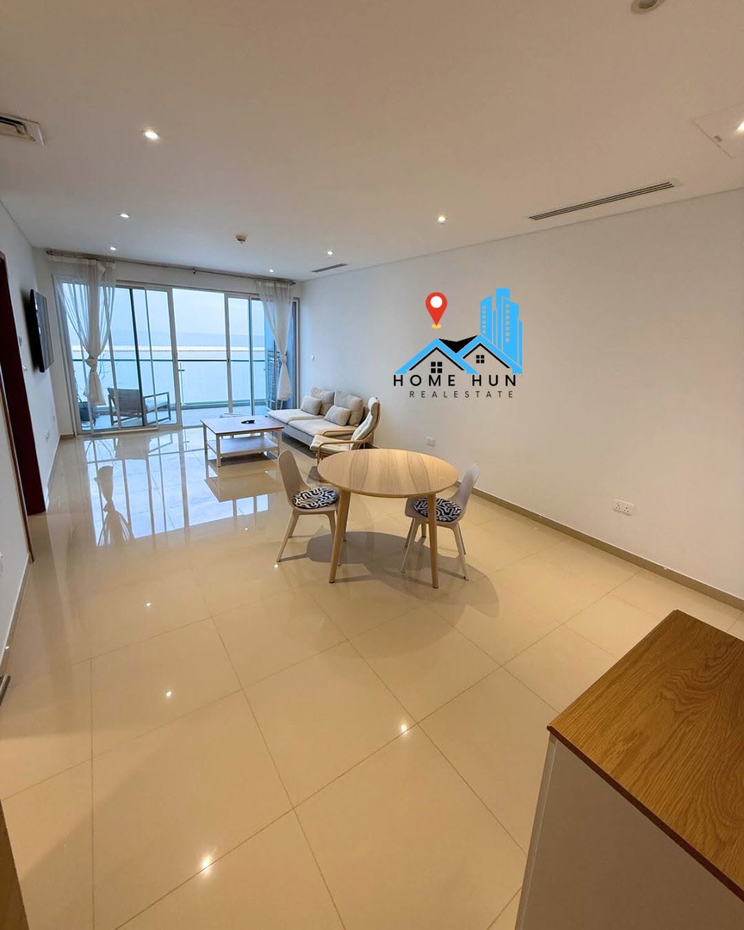 apartment in Al Mouj - 1