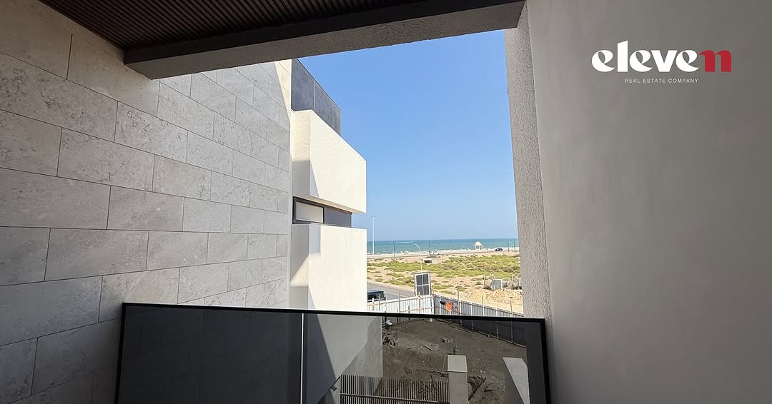 villa in Al Hayl North - 2