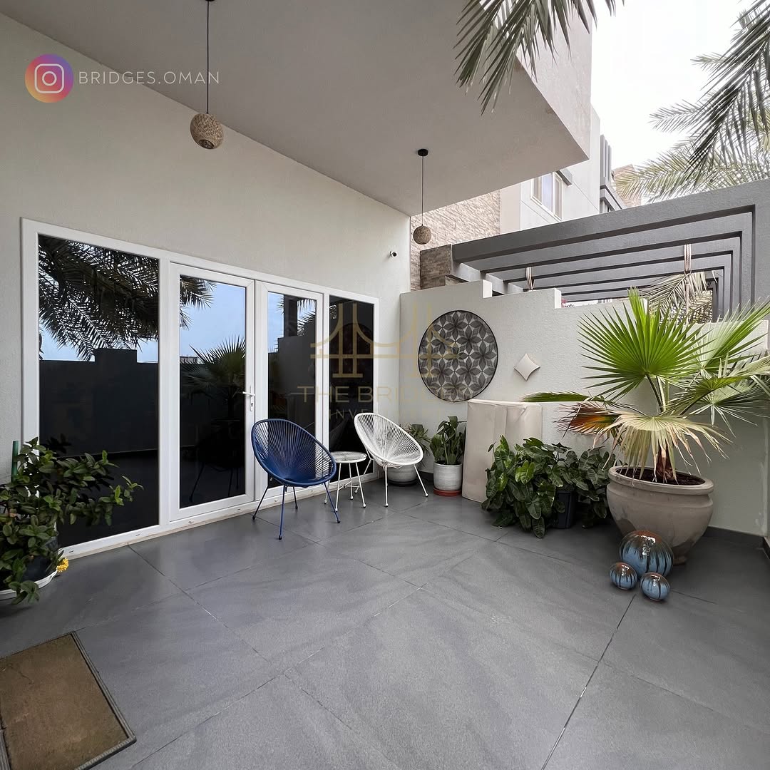 villa in Al Hayl North - 1