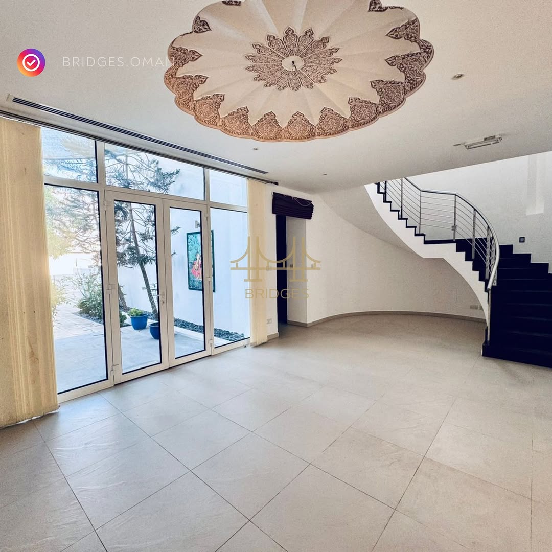 villa in Al Mouj - 2