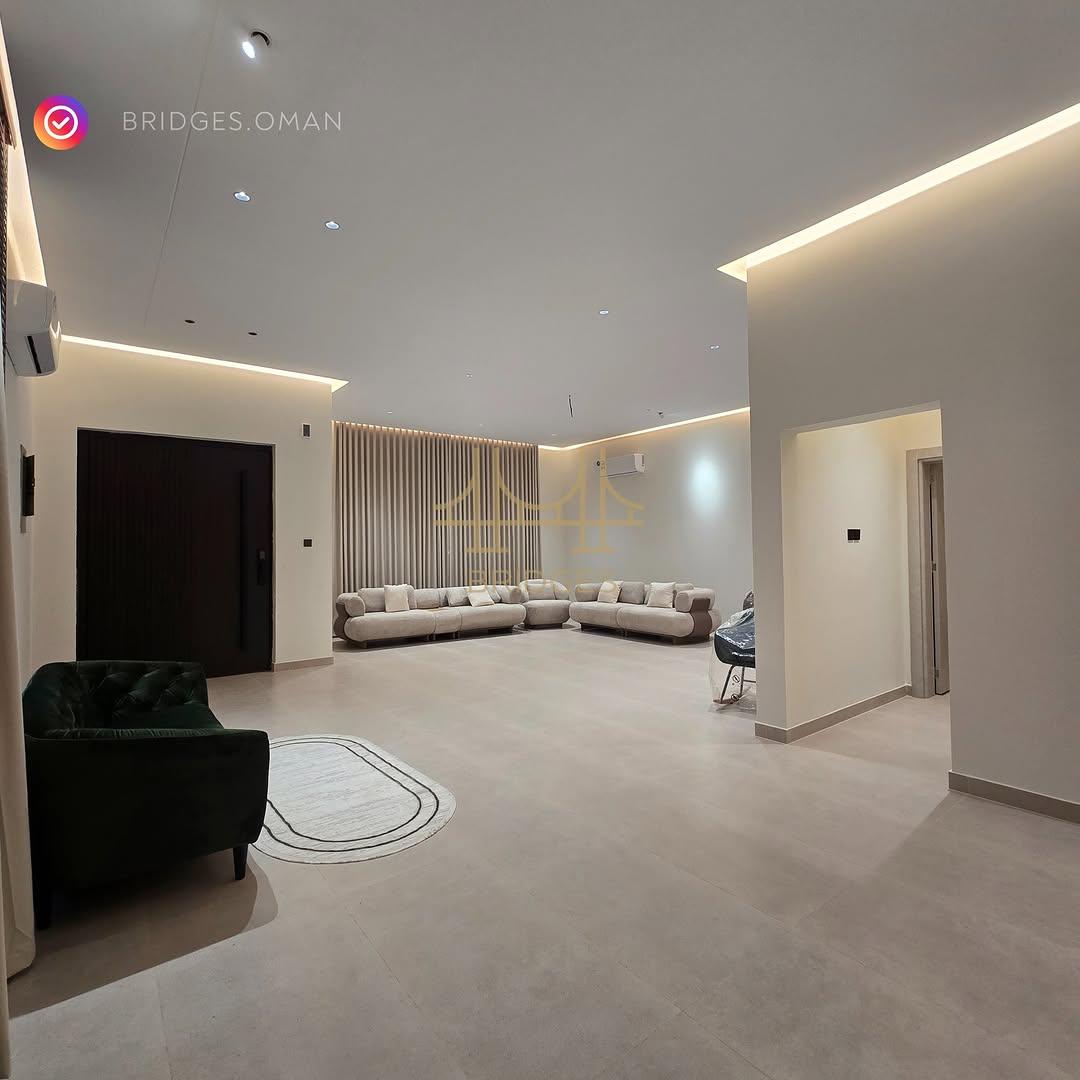 villa in Bausher - 1