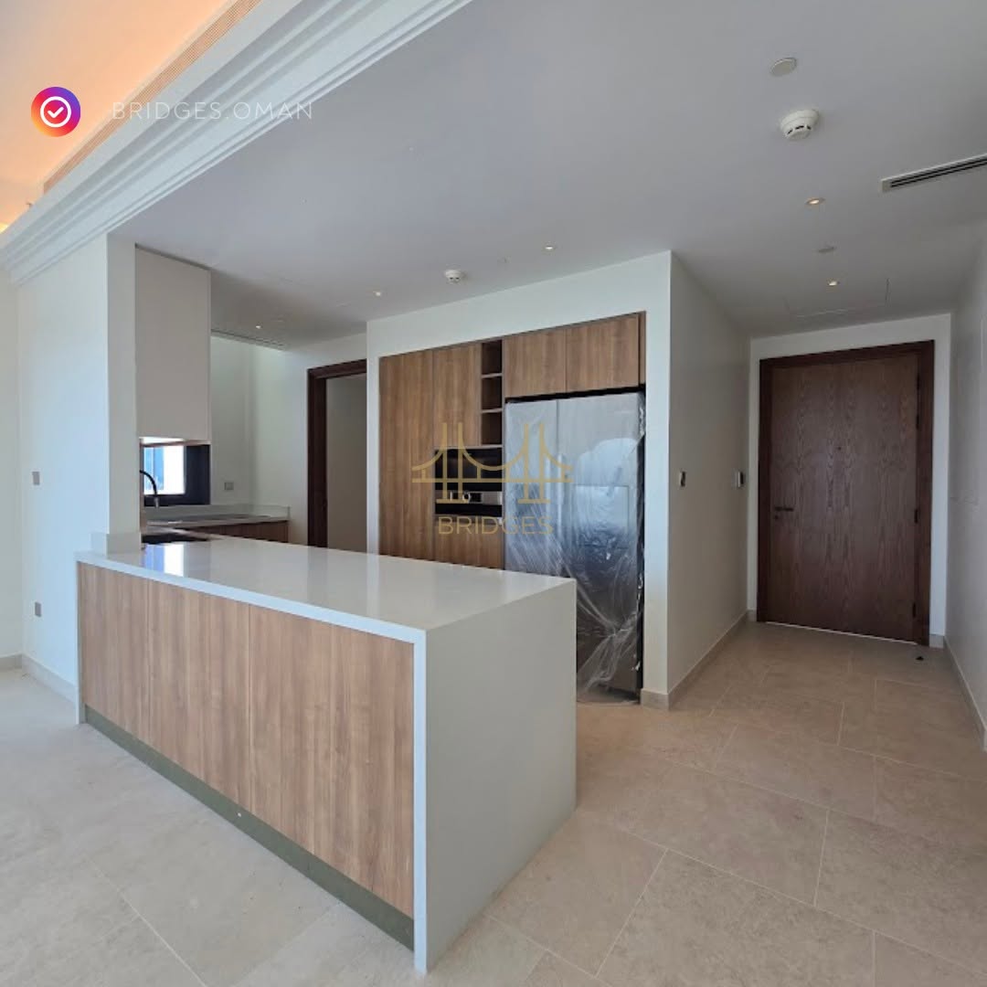 apartment in Shatti Al Qurum - 2