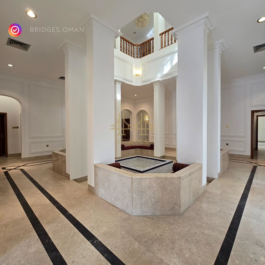 villa in Shatti Al Qurum - 4