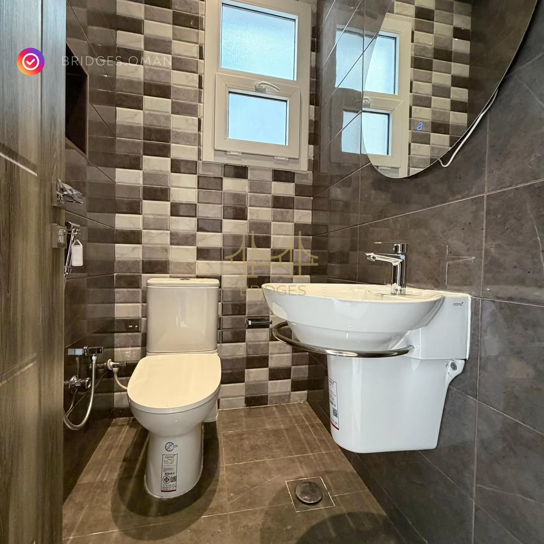 villa in Bausher - 1