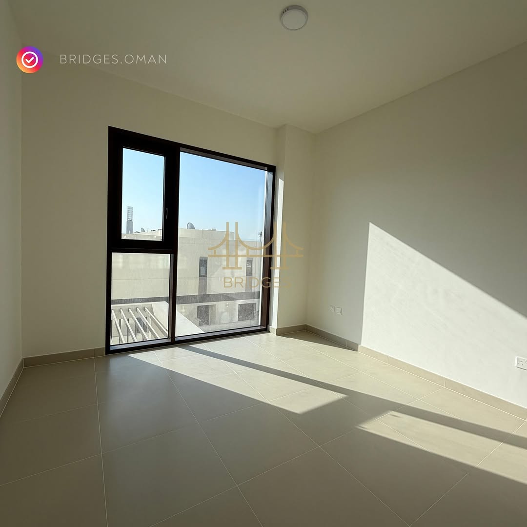 apartment in Al Mouj - 2