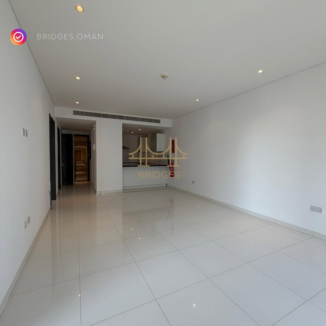 apartment in Al Mouj - 2