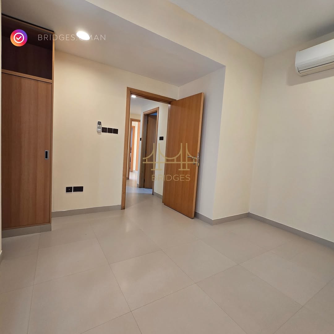 apartment in Al Khuwair - 2