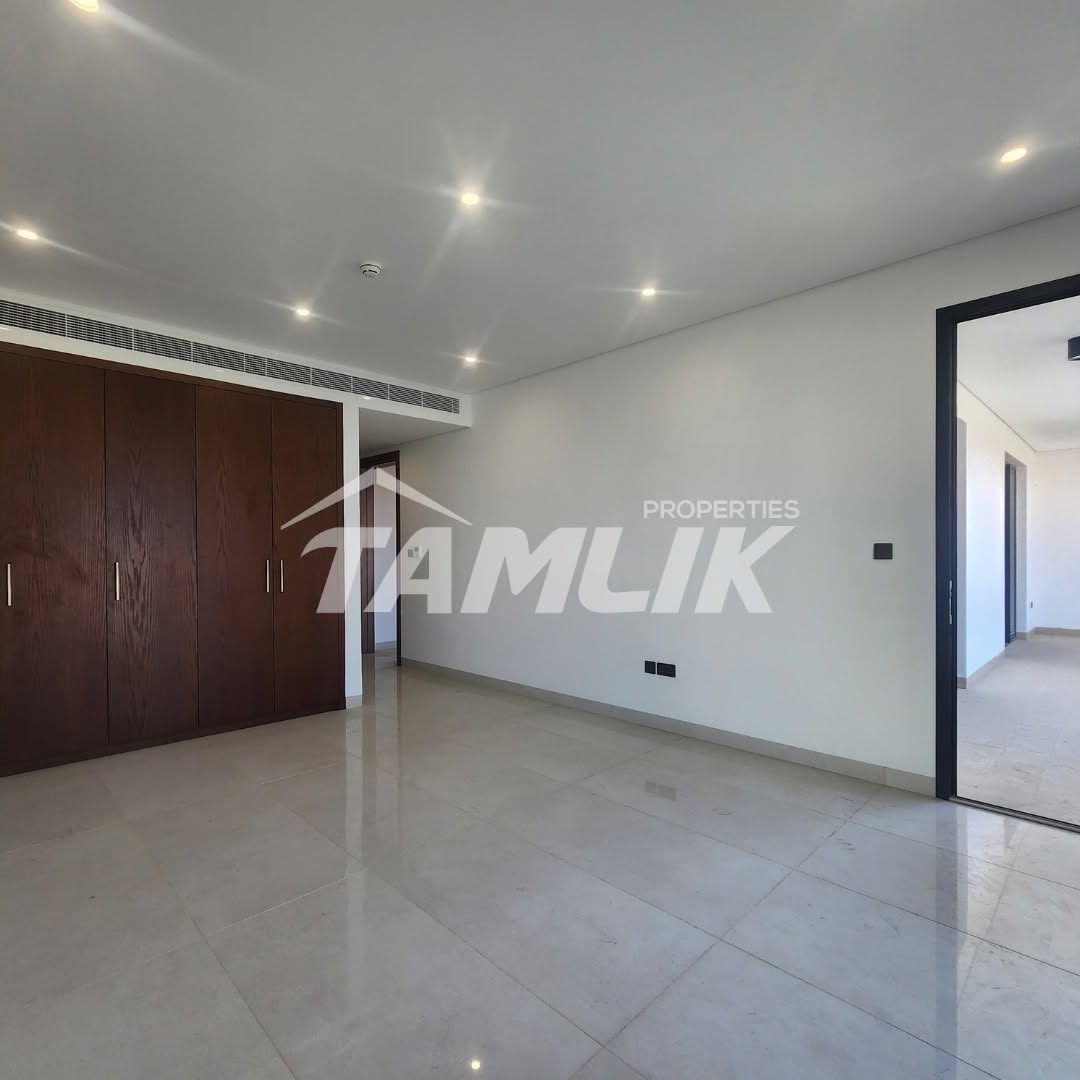apartment in Al Mouj - 2