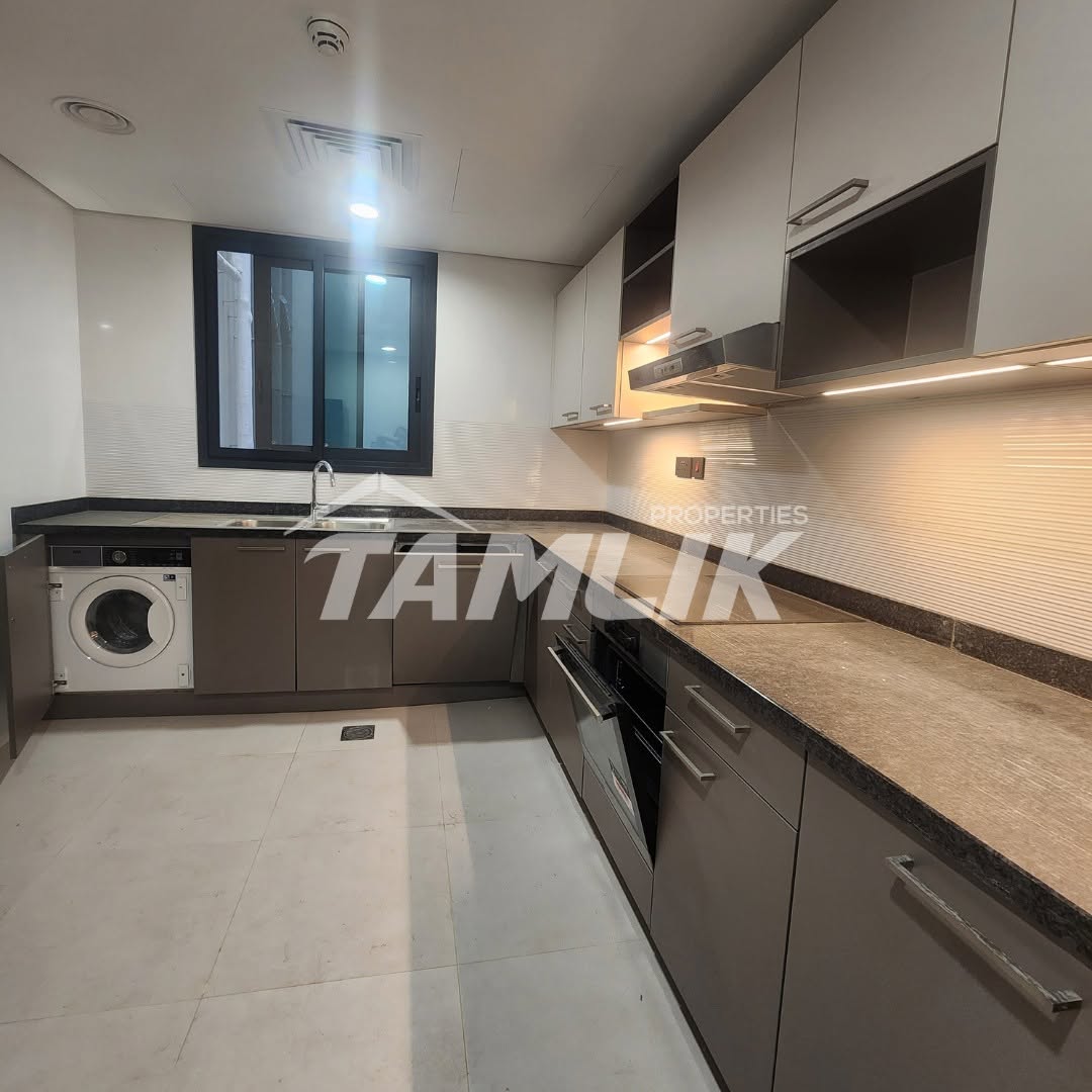 apartment in Al Mouj - 3