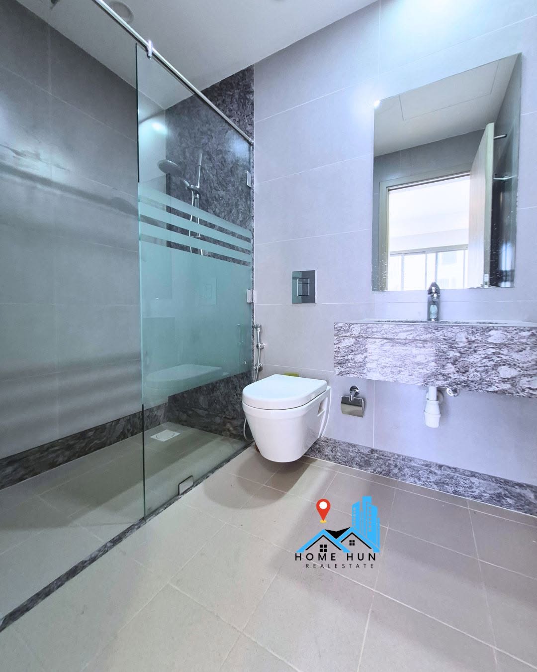 apartment in Qurum - 3
